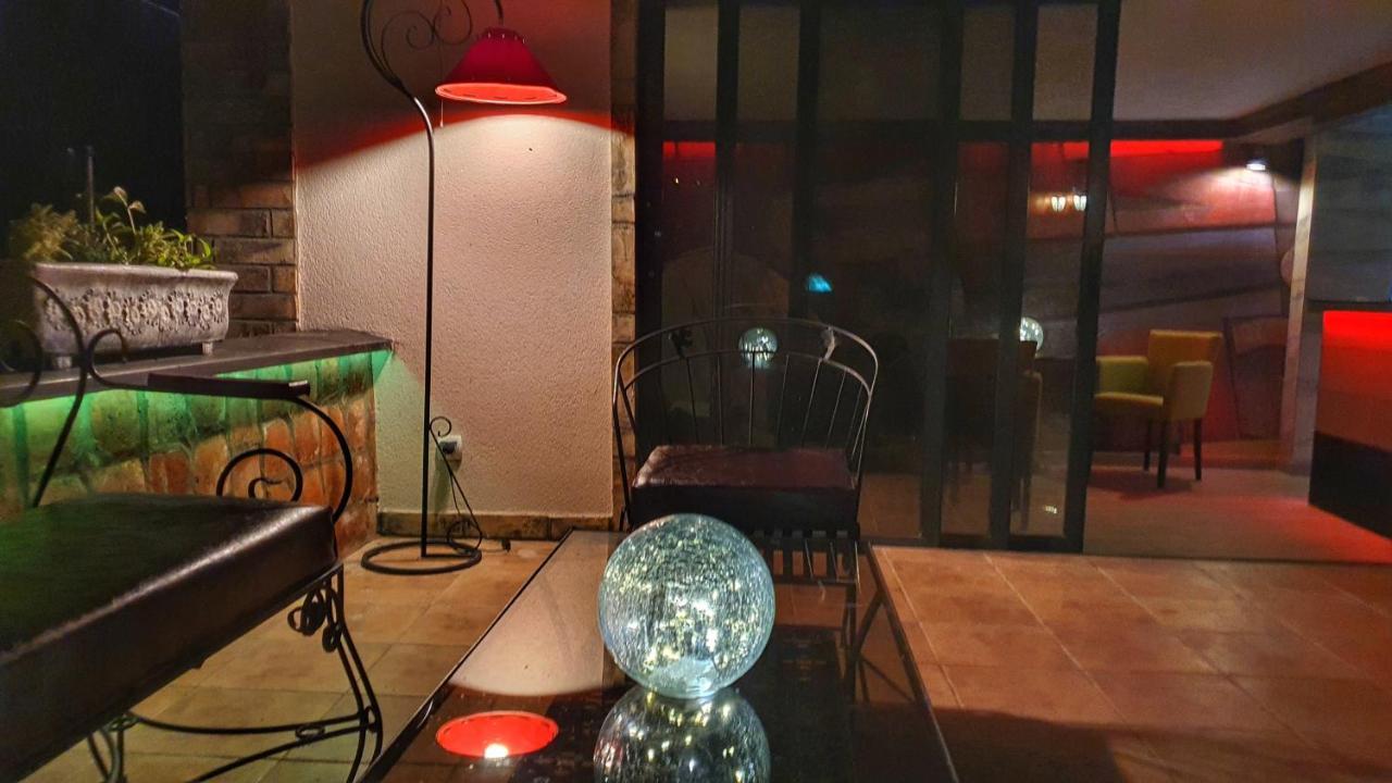 Castello Inn Smederevska Palanka Dış mekan fotoğraf